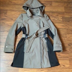 Via Spiga lined rain jacket - 2 tone! Beautiful!